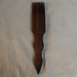 Weaving Combs - Lyle Harvey, General Weaving, 9", 1 1/2", 1/2", 1 3/4 oz, Walnut