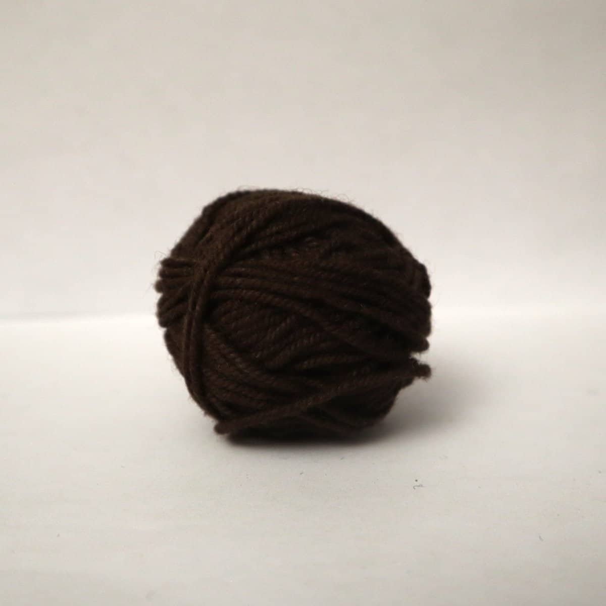 IMG_1591 Nellie Joe's Never-Fail Edging Cord - Mocha, Medium, 3-Ply
