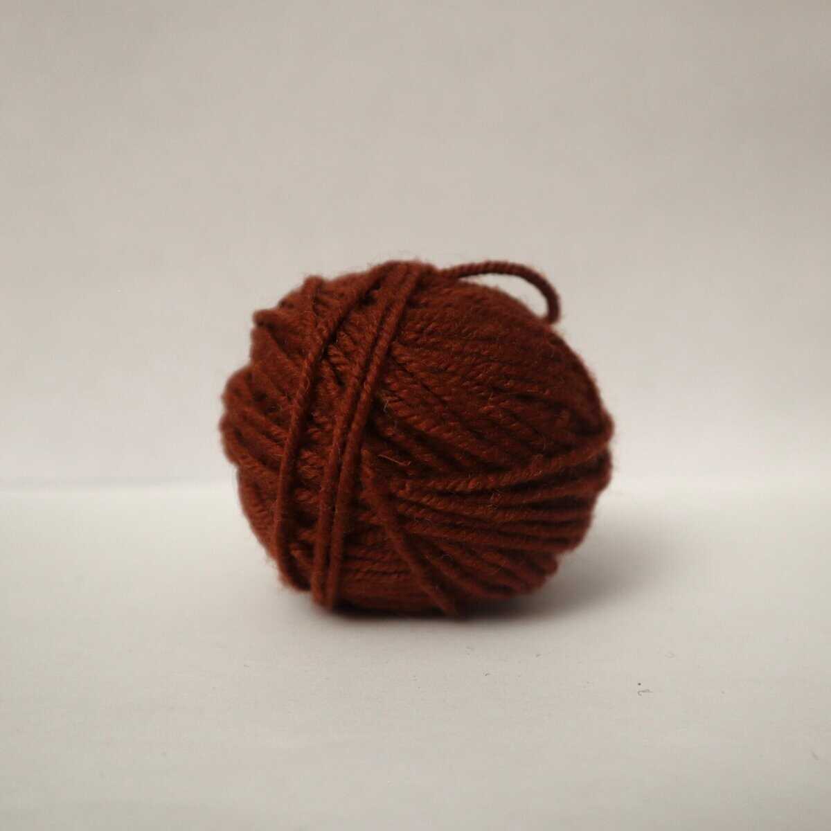 IMG_1593 Nellie Joe's Never-Fail Edging Cord - Cinnamon, Medium, 3-Ply