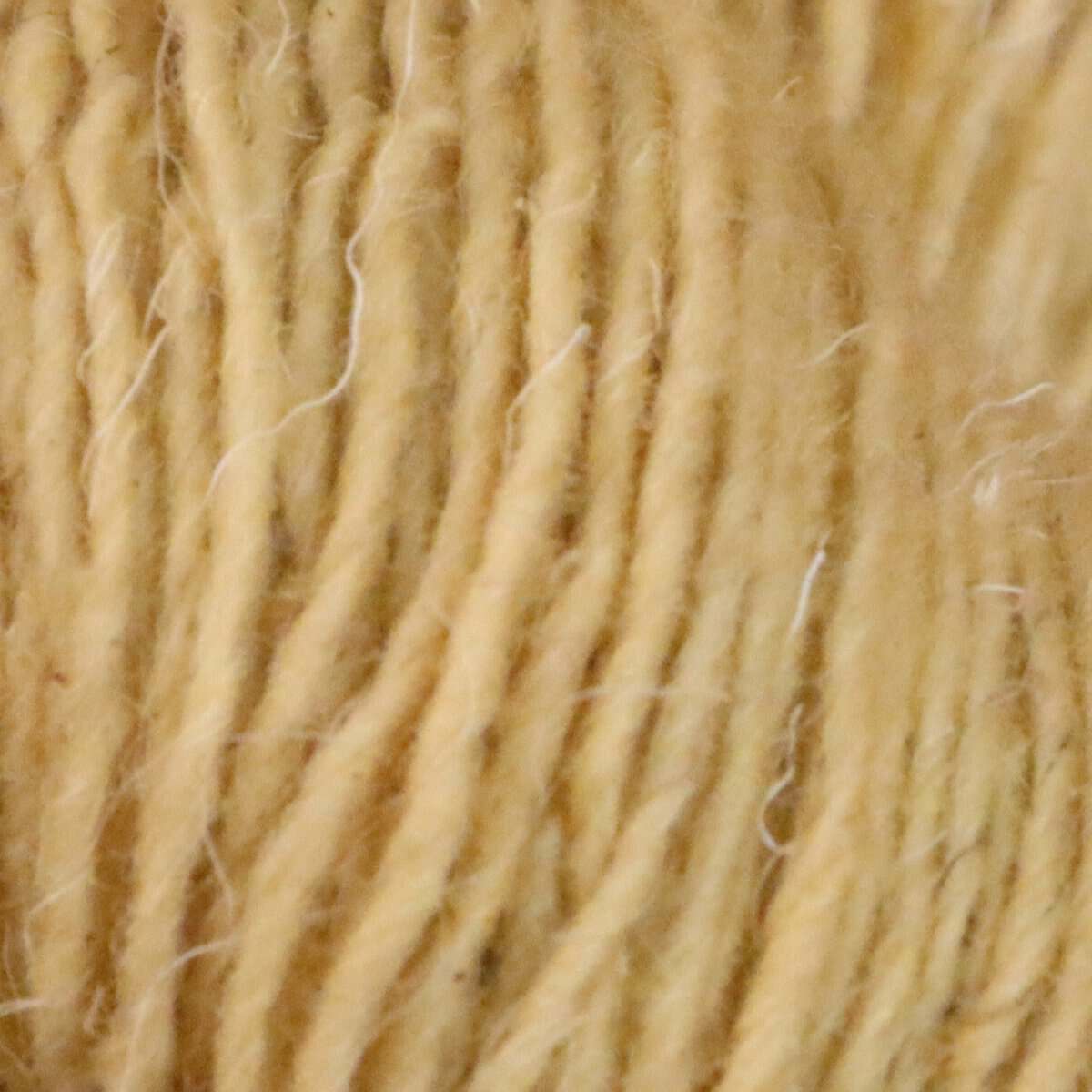IMG_2951 Weaving In Beauty Navajo-Churro Weaving Yarn 2.0 Size 2 - Navajo Tea xTin