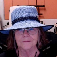 Sun Hat Bambino in Ra-Ra Raffis Ice Blue and Midnight Blue