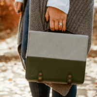 della Q Hook & Needle Notebook Scale Perspective