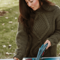 della Q Hook & Needle Notebook in use